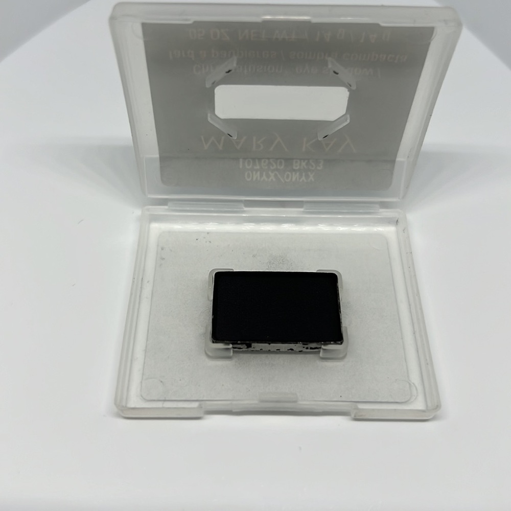 Mary Kay Chromafusion Eyeshadow - Picture 2 of 2
